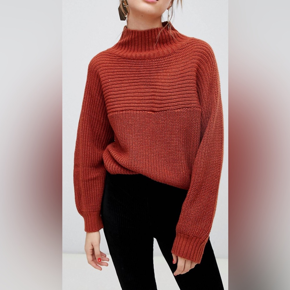 Mockneck knit sweater